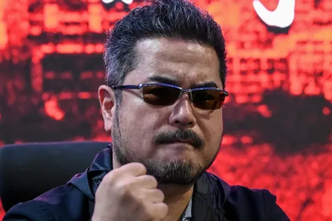 Katsuhiro Harada Reacts to Looting of French Micromania Store