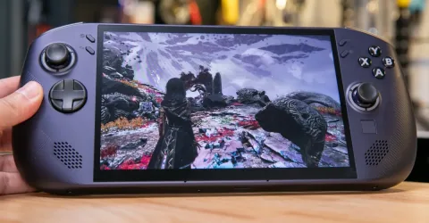 Lenovos schnelles, komfortables SteamOS-Handheld ist um Hunderte reduziert