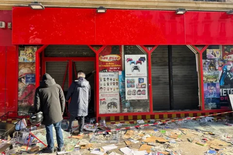 Parisian Game and Collectible Stores Looted During Recent Unrest