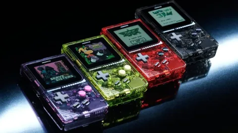 ModRetro, 반투명 Chromatic 휴대용 게임기 및 신작 게임 공개