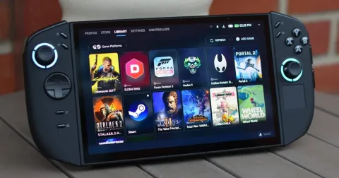 AMDs schicker Upscaler FSR 4 kommt dieses Jahr auf Handheld-PCs, die Unterstützung für das Steam Deck könnte jedoch länger dauern