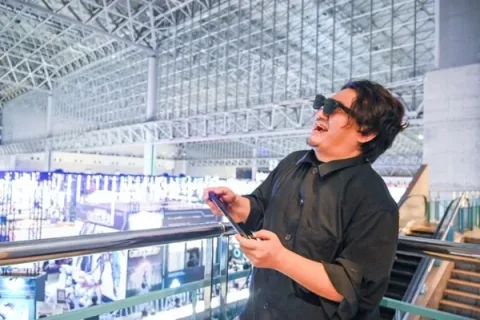 Enhancing Portable Gaming with the VITURE Pro 2 XR Glasses