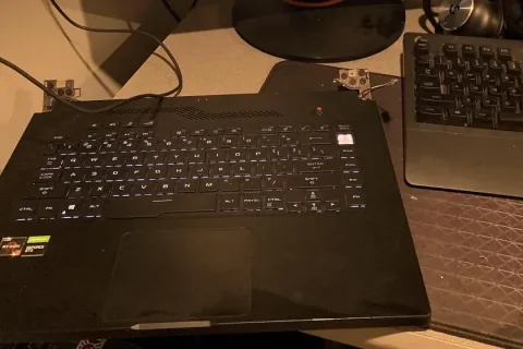User Acquires Functional High-End Gaming Laptop for 56 Euros