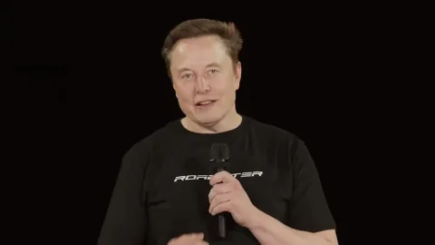 "Elon Musk disagrees with me. This means I am onto something": Art legend calls out AI billionaires
