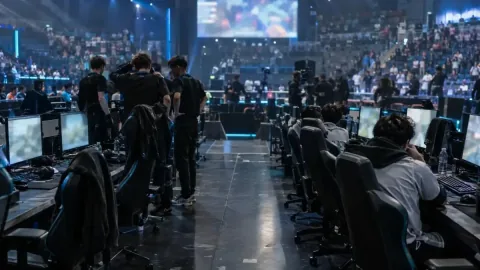 FURIA Eliminates Cloud9 from League of Legends Worlds 2026