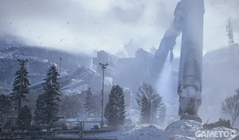 ARC Raiders: "Pendola Pass, a key-grabbing battle unfolding on a snow-covered battlefield"